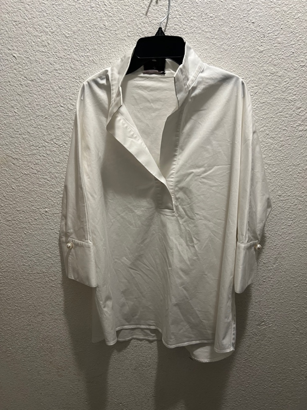 Tuckernuck Ivory Split-Neck Popover Blouse